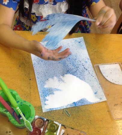 Набрызг техника рисования для детей зима