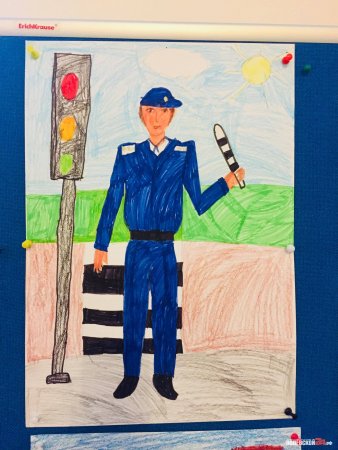 Полицейский рисунок