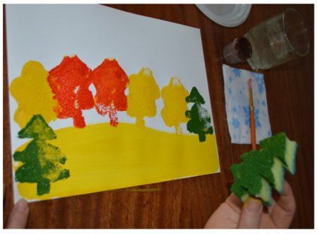 Космос гуашью и губкой