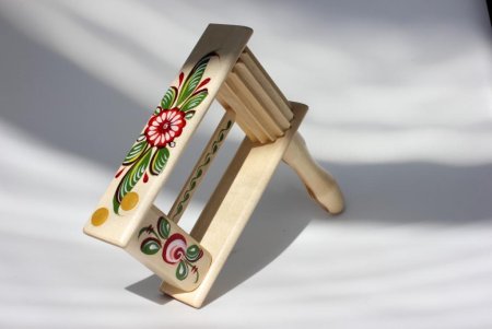 Трещотка круговая музыкальный инструмент