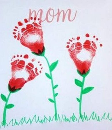 Открытка с отпечатками ладошек