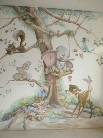 Роспись детской комнаты