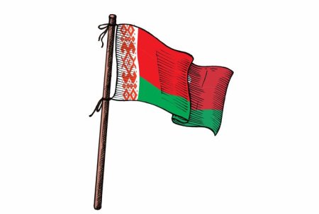 Флаг Белоруссии на флагштоке