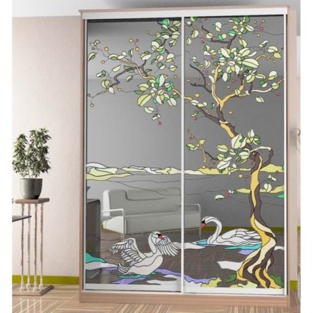 Витражная пленка на зеркало шкафа