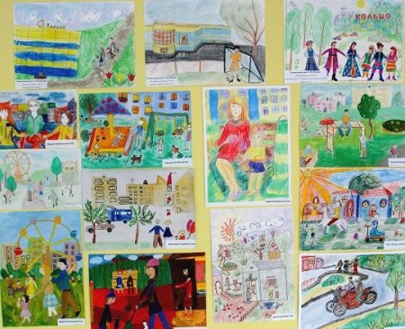 Выставка рисунков ко Дню города