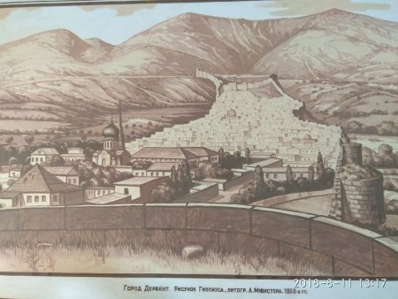 Крепость Нарын кала карандашом