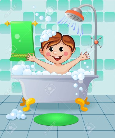 Ребенок принимает душ