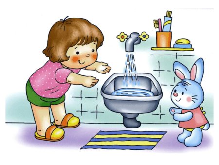 Ребенок умывается