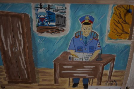 Нарисовать портрет полицейского