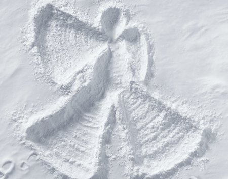 Снежный ангел на снегу