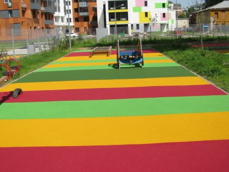 Покрытие игровых площадок