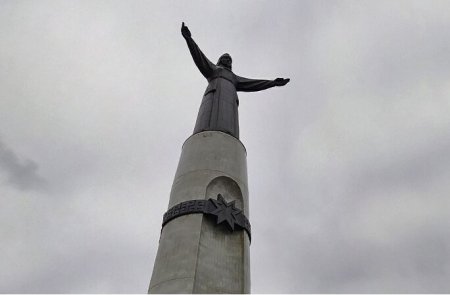 Памятник матери в Чебоксарах