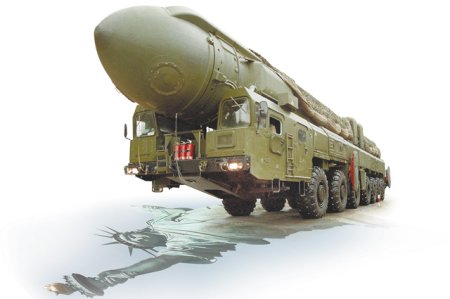 Тополь м против Ярс