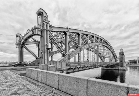 Большеохтинский мост Архитектор