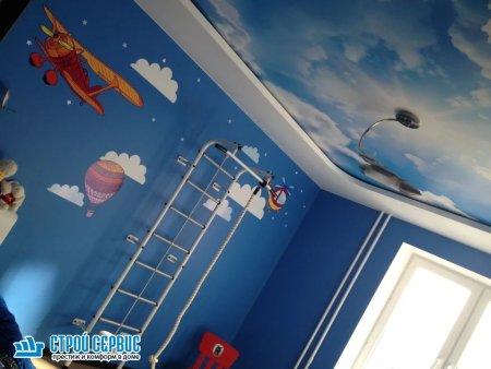 Потолок с облаками в детской