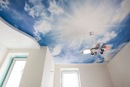 Натяжной потолок небо в детской