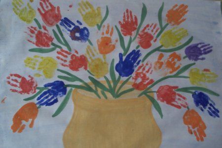 Цветок для мамы рисование в младшей группе