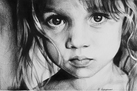 Детский портрет карандашом
