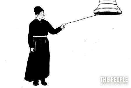 Православная семья молится