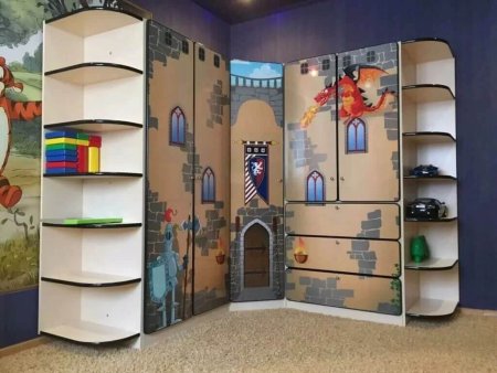 Угловой шкаф-купе в детскую