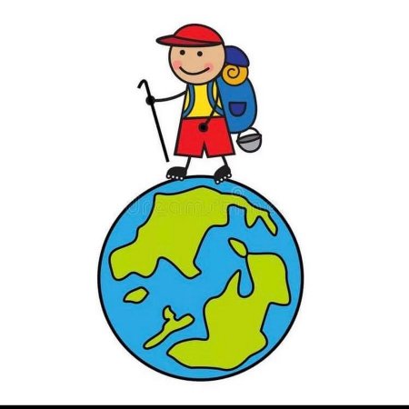 Веселый турист с рюкзаком