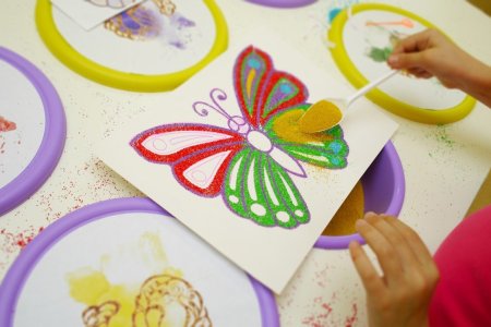 Рисование цветным песком для детей дошкольного возраста