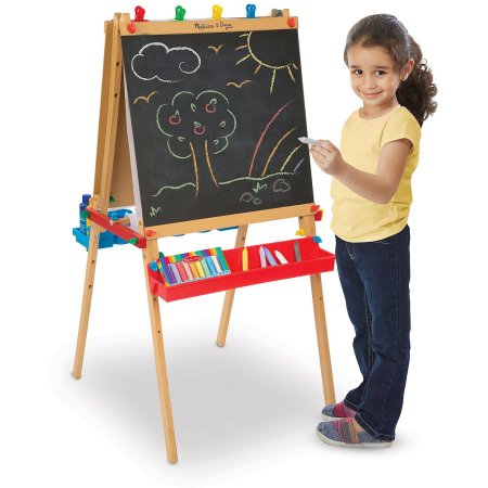 Мультяшка с мольбертом