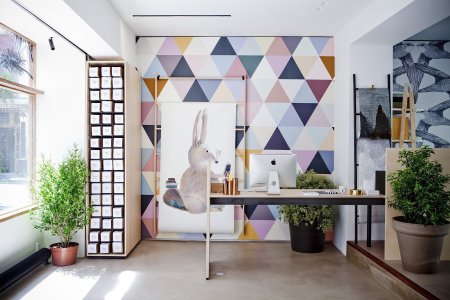Геометрические фигуры на стене в детской