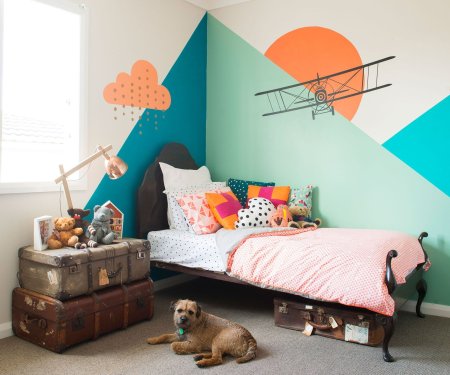 Графика в детской комнате