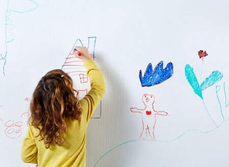 Рисование на стенах для детей