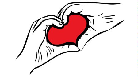 Сердце в руках вектор