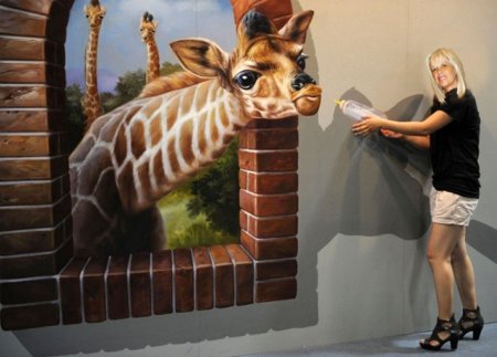 Оптическая иллюзия на стене