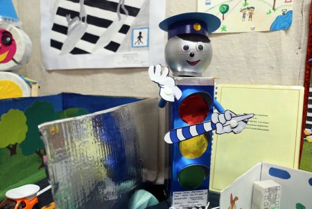 Поделка на тему безопасность на дороге