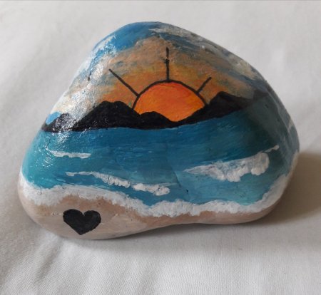 Рисование на камнях