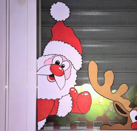 Новогодние украшения на окна цветные