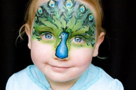 Детский грим на лице