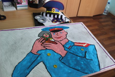 Поделка полицейский