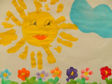 Солнце пожеланий из ладошек