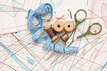 Ателье акварельный манекен