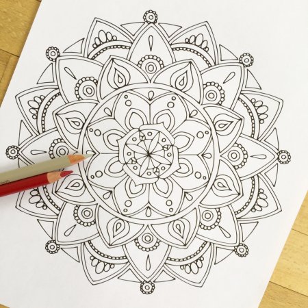 Мандалы Александры цайри