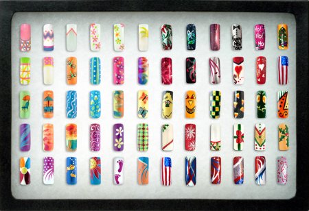 Лёгкие рисунки на типсах