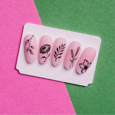 Тонкие линии на ногтях