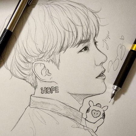 BTS карандашом Хосок