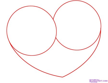 Ровное красивое сердце карандашом