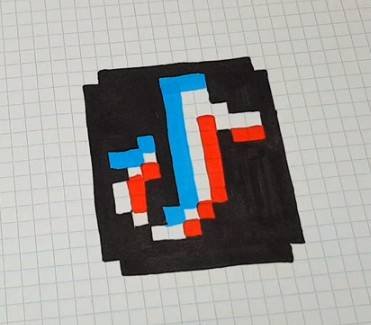 Рисунки по клеточкам тик ток