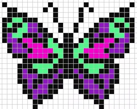 Маленькая бабочка крестиком