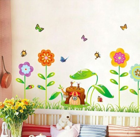 Рисование на стене в детском саду