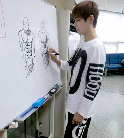 Картины которые нарисовал Чонгук из БТС