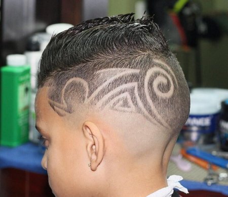 Звезда на голове стрижка