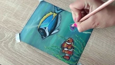 Подводный мир сухой пастелью